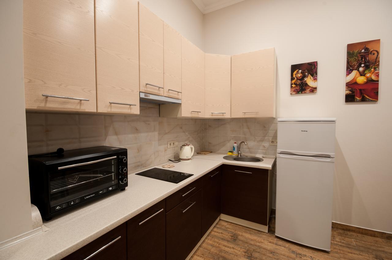 אוזהורוד Wonderful Flat On City Center מראה חיצוני תמונה
